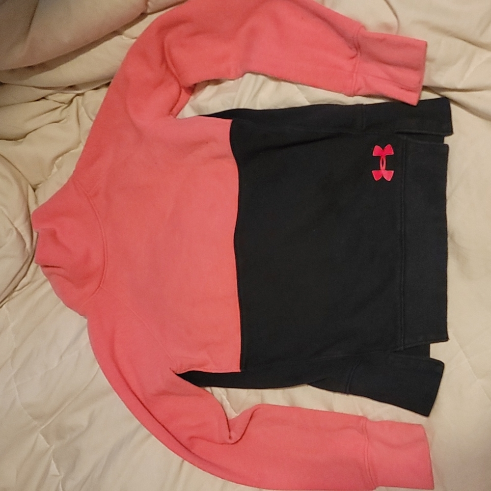 Under Armour pull over
